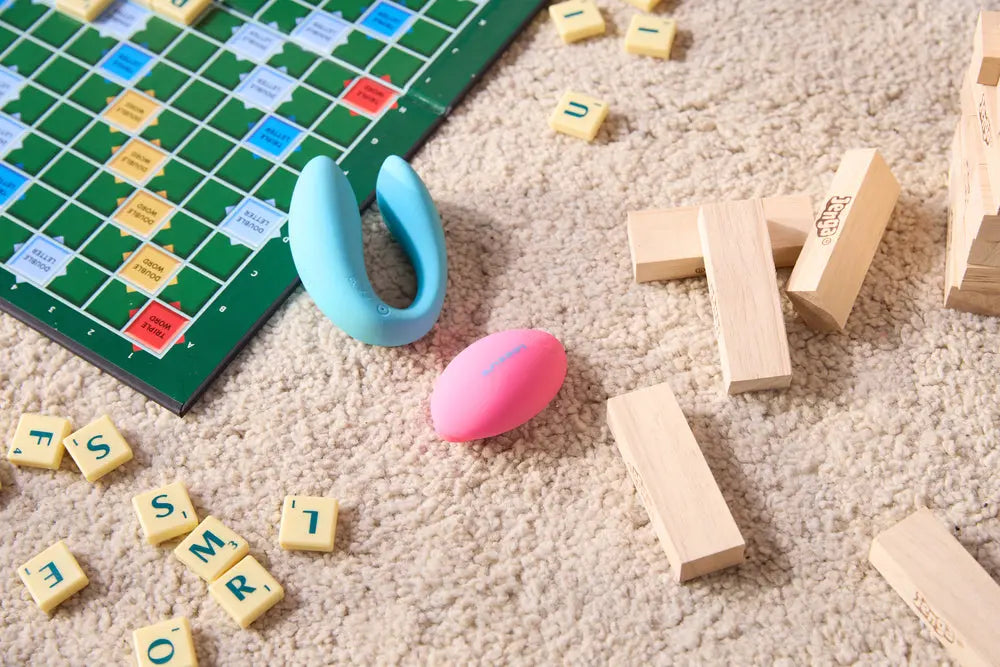 15-Out-Of-Box-Romantic-Date-Night-Ideas-at-Home Leezu's